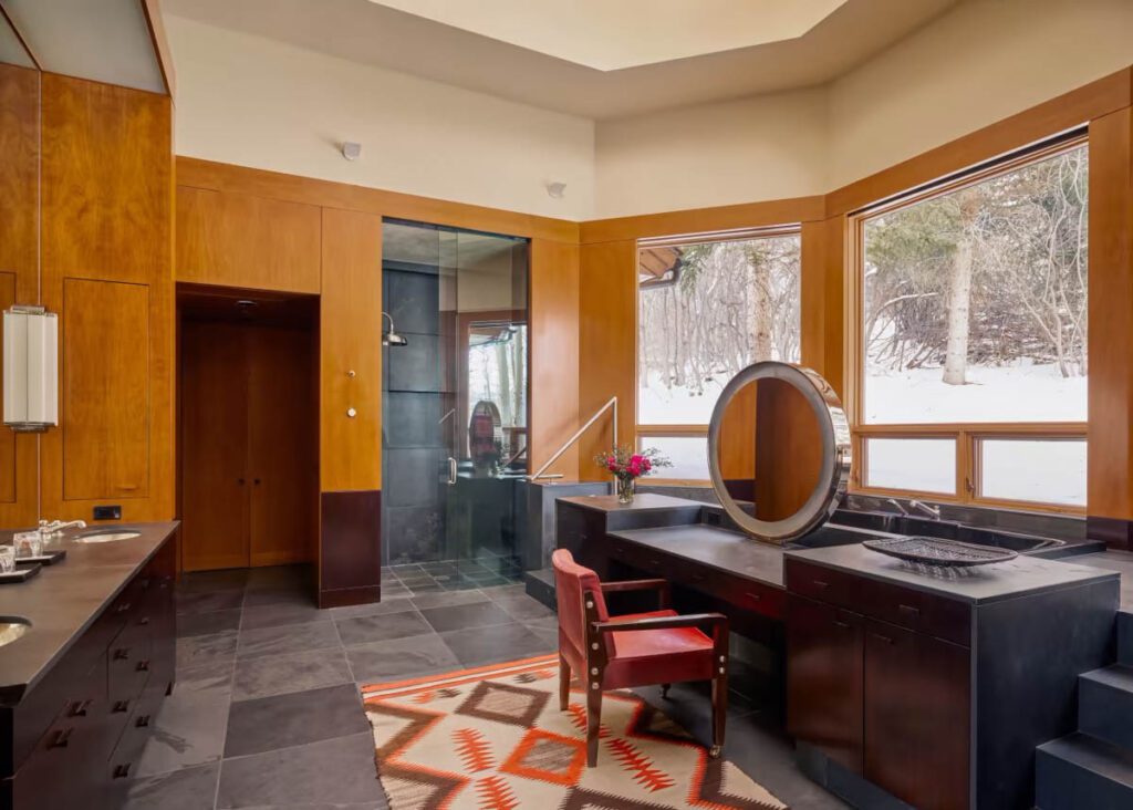 Master bathroom with vanity at Starwood Development